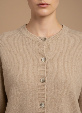 Cardigan girocollo 100% lana vergine